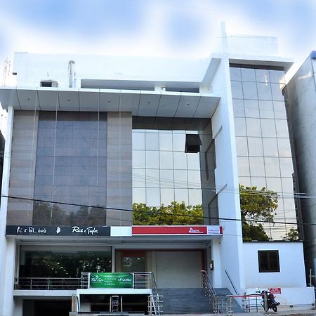 Hotel The Home Tiruppur Δωμάτιο φωτογραφία