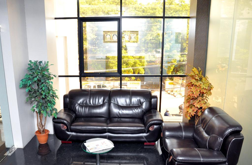 Hotel The Home Tiruppur Εξωτερικό φωτογραφία