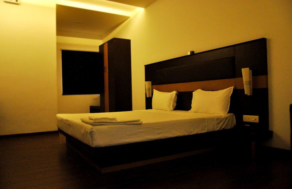 Hotel The Home Tiruppur Εξωτερικό φωτογραφία