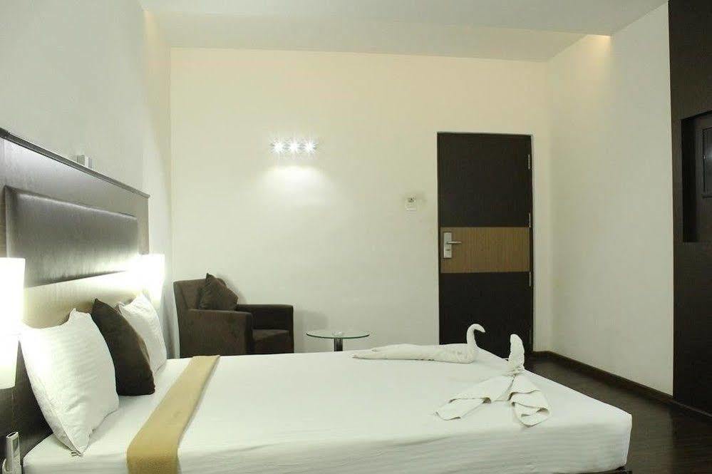 Hotel The Home Tiruppur Εξωτερικό φωτογραφία